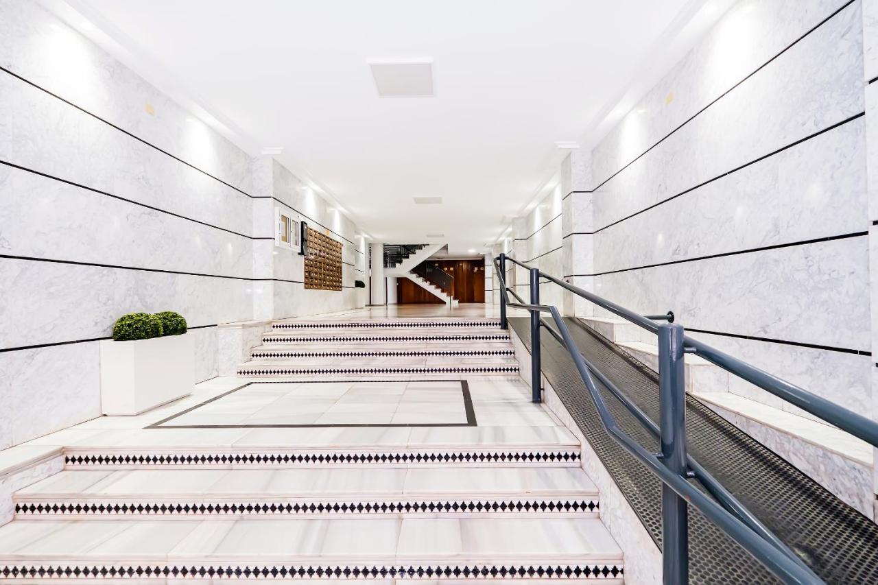 Apartament Alexandro'S Apartment Torrevieja Ngoại thất bức ảnh
