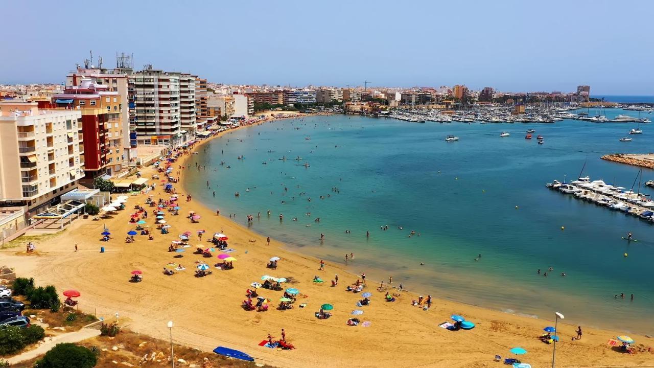 Apartament Alexandro'S Apartment Torrevieja Ngoại thất bức ảnh