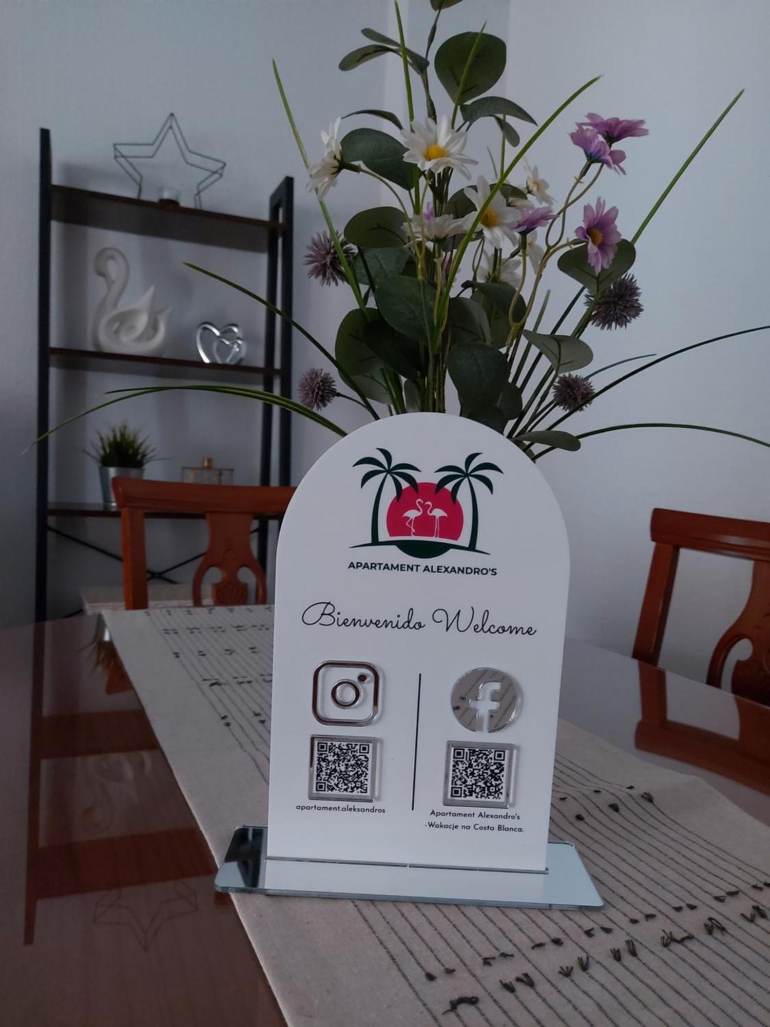 Apartament Alexandro'S Apartment Torrevieja Ngoại thất bức ảnh