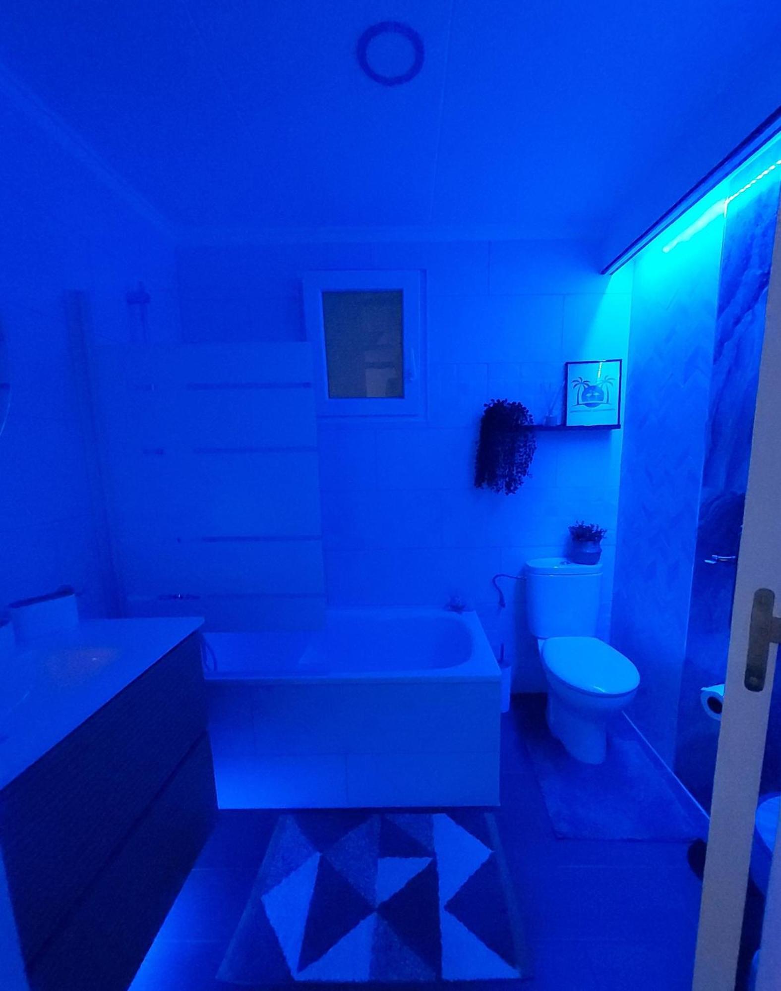 Apartament Alexandro'S Apartment Torrevieja Ngoại thất bức ảnh